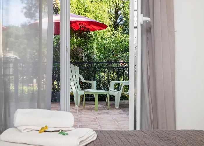 Logis Restaurant De L'espinouse Hotel 3*